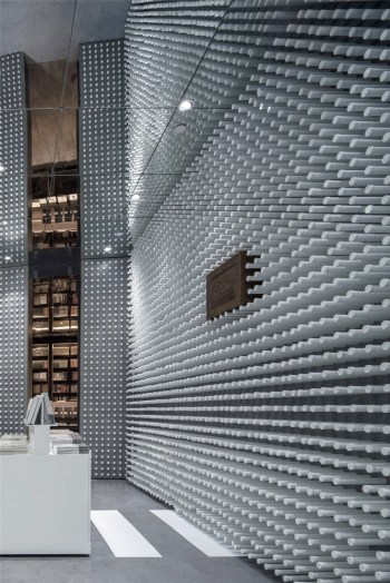 Zhongshuge Shanghai, Photo: Shao Feng